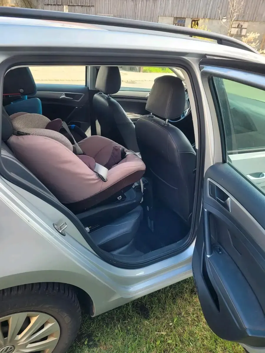 Gebraucht VW Golf VII 110 PS (80 kW) 2015 Silber Kombi