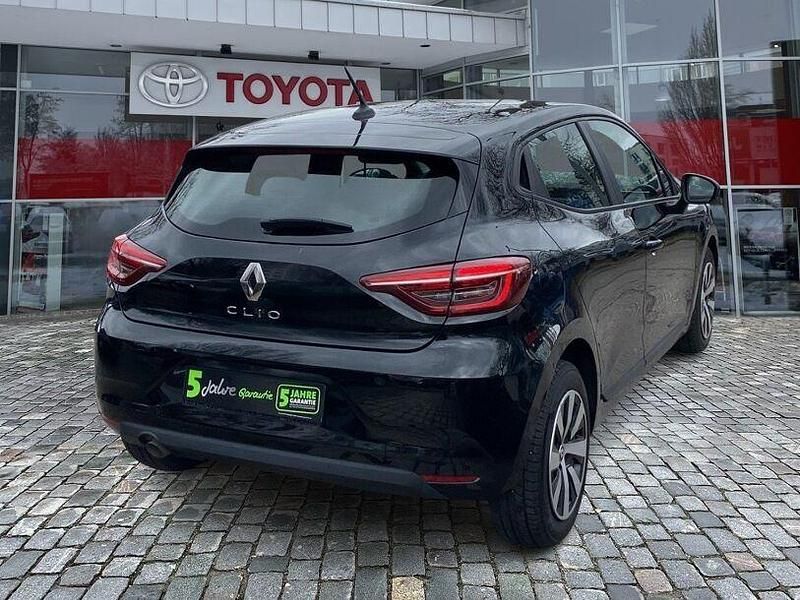Gebraucht Renault Clio V Equilibre 91 PS (66 kW) 2024 Sternenschwarz Kleinwagen