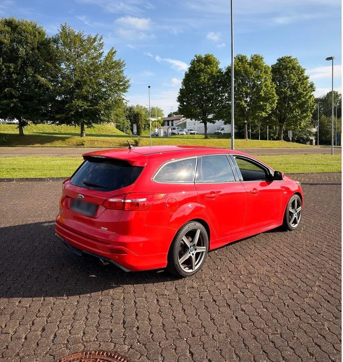 Gebraucht Ford Focus ST-Line 150 PS (110 kW) 2018 Rot Kombi