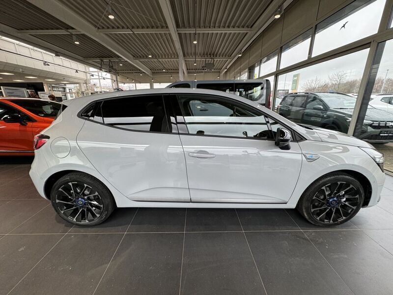 Gebraucht Renault Clio V 143 PS (105 kW) 2022 Othercolor Kleinwagen