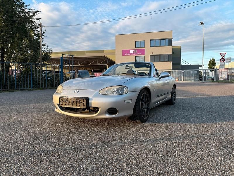 Silber Gebraucht 2002 Mazda MX5 Cabrio | 3.890 € (Guter Preis) - Bild 1/4
