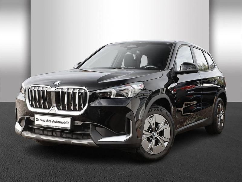 Schwarz Gebraucht 2023 BMW iX1 Performance SUV | 34.660 € (Guter Preis) - Bild 1/4