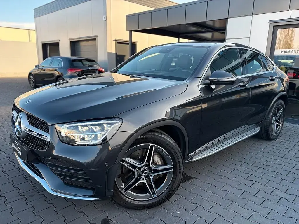 Gebraucht Mercedes GLC300 AMG 258 PS (189 kW) 2020 Grau Coupé