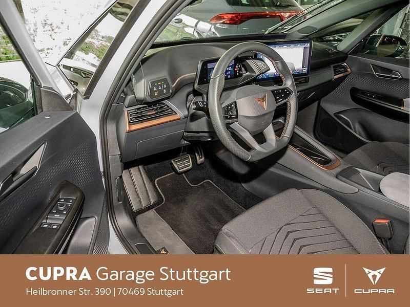 Gebraucht Cupra Born 150 kW (204 PS) 2022 Glacial white metallic Kleinwagen