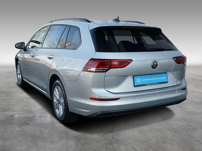 Gebraucht VW Golf VIII Life 116 PS (85 kW) 2023 Reflexsilber metallic Kombi