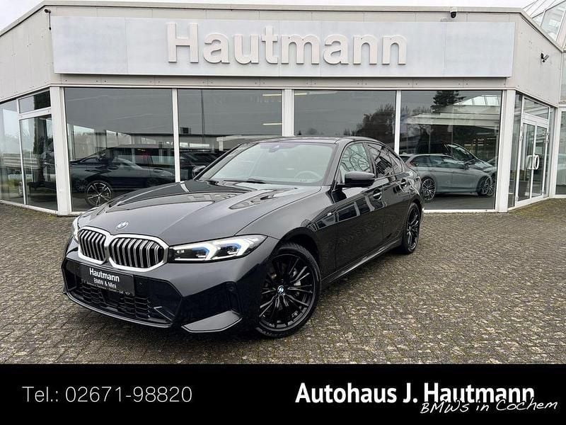 Schwarz Gebraucht 2024 BMW 330 M Sport Limousine | 45.950 € (Guter Preis) - Bild 1/4
