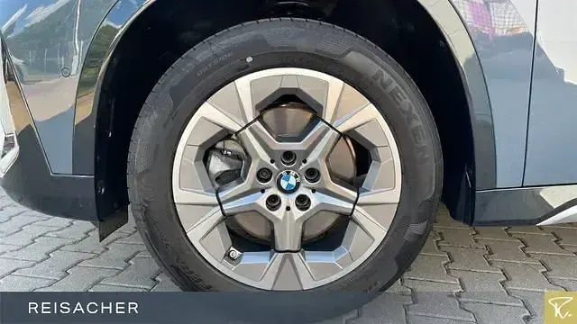 Gebraucht BMW X1 Efficient Dynamics 170 PS (125 kW) 2025 Bmw individual storm gray meta SUV