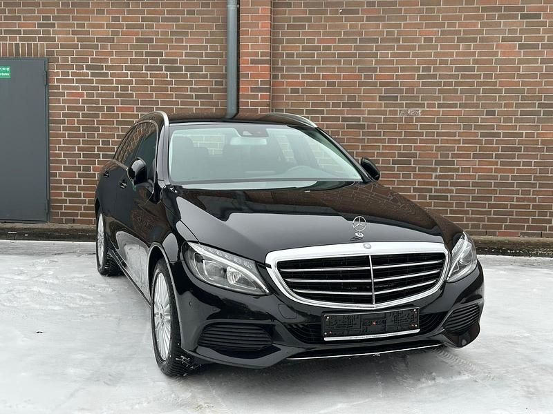 Gebraucht Mercedes C200 136 PS (100 kW) 2017 Schwarz Kombi