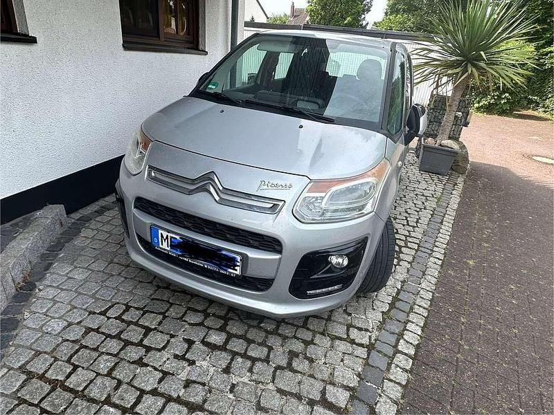 Silber Gebraucht 2013 Citroën C3 Picasso Exclusive Van / Kleinbus | 2.900 € (Superpreis) - Bild 1/1
