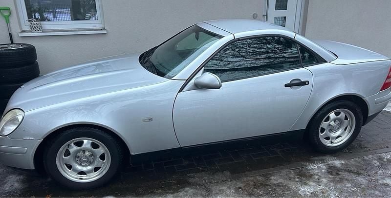 Silber Gebraucht 1998 Mercedes SLK200 Cabrio | 2.700 € (Superpreis) - Bild 1/4