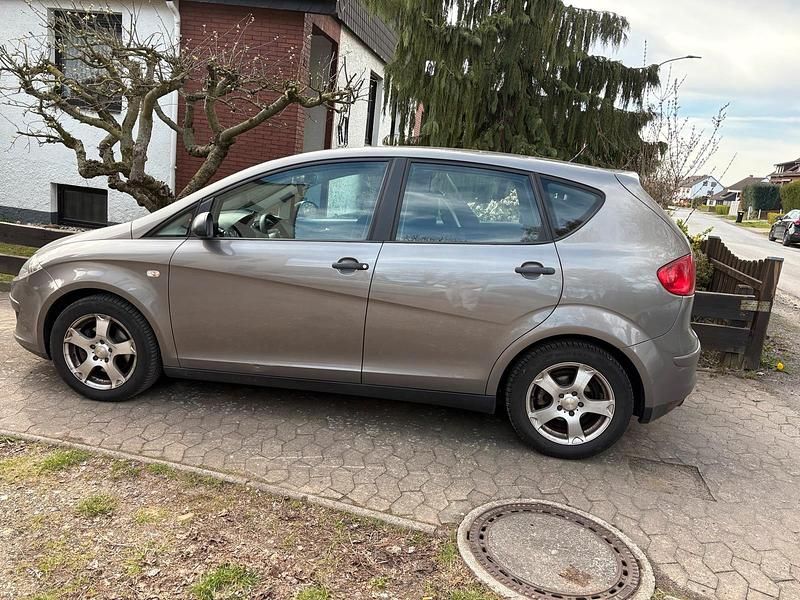 Gebraucht Seat Altea 105 PS (77 kW) 2006 Grau Van / Kleinbus