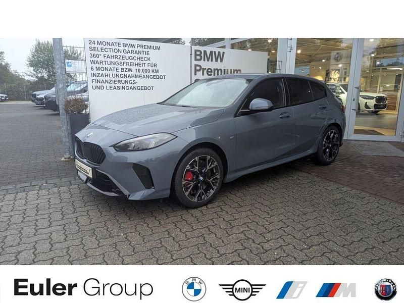 Grau Gebraucht 2024 BMW 118 M Sport Kleinwagen | 34.489 € (Etwas zu teuer) - Bild 1/4