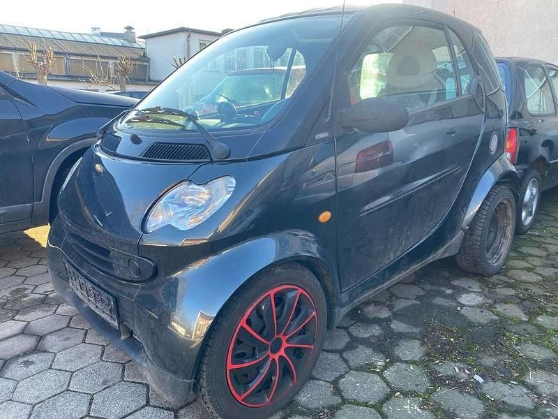 Schwarz Gebraucht 2003 Smart ForTwo Coupé Coupé | 2.950 € (Teuer) - Bild 1/4