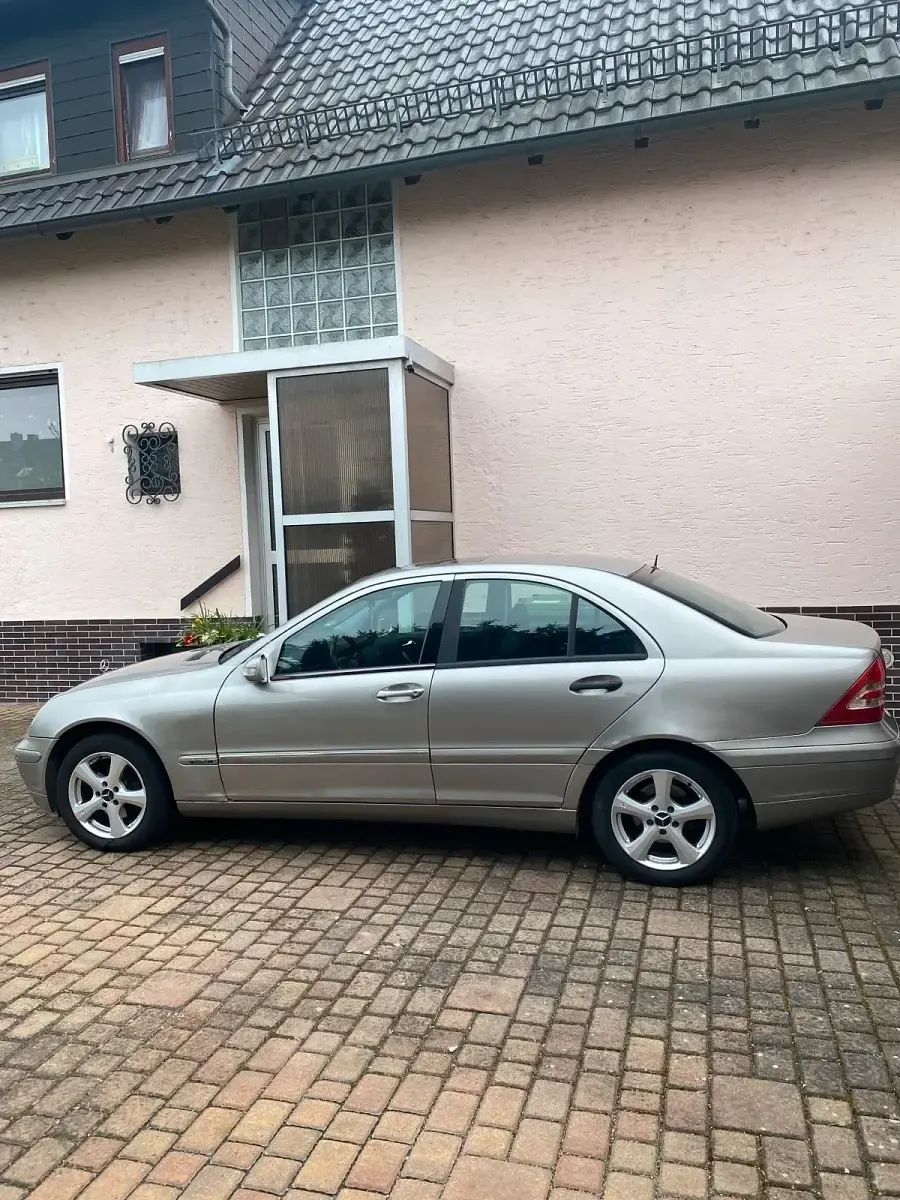 Occasion Mercedes C180 143 ch (105 kW) 2003 Gris Berline