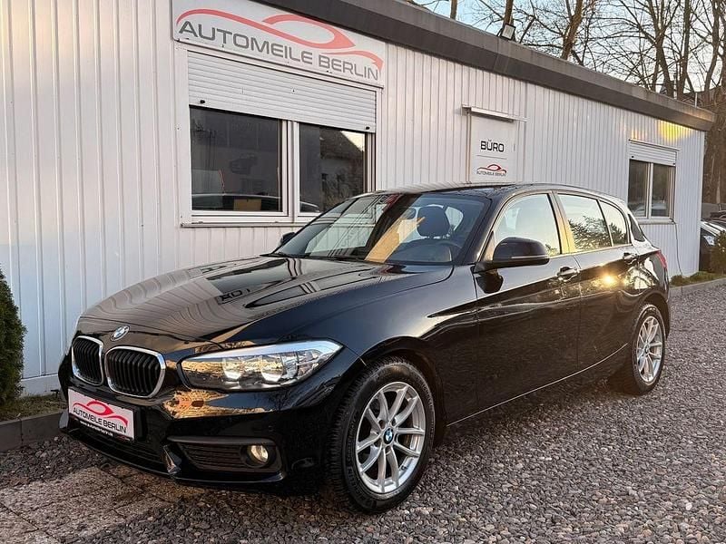 Gebraucht BMW 118 Advantage 136 PS (100 kW) 2018 Schwarz Kleinwagen