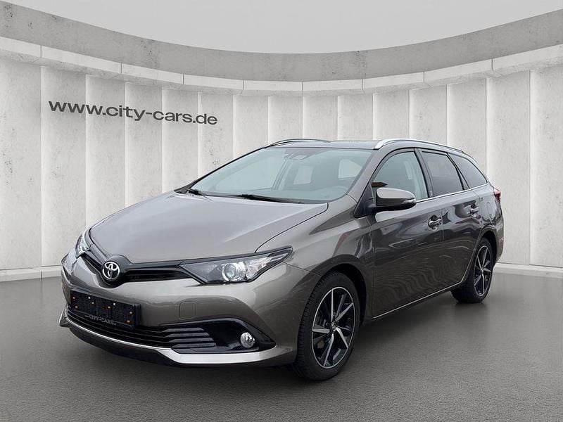 Gebraucht Toyota Auris Touring Sports Team 116 PS (85 kW) 2018 Grau Kombi
