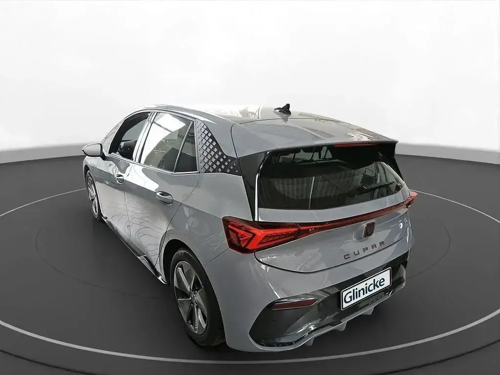 Usata Cupra Born 150 kW (204 CV) 2024 Grigio Utilitaria