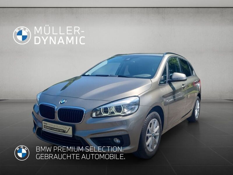 Grau Gebraucht 2016 BMW 218 Advantage Van / Kleinbus | 15.370 € (Teuer) - Bild 1/4