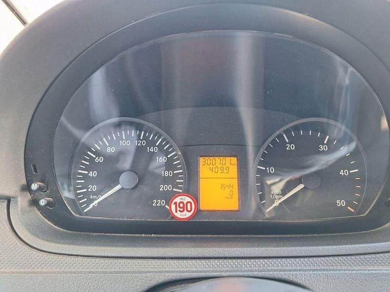 Gebraucht Mercedes Vito 163 PS (119 kW) 2012 Weiß Van