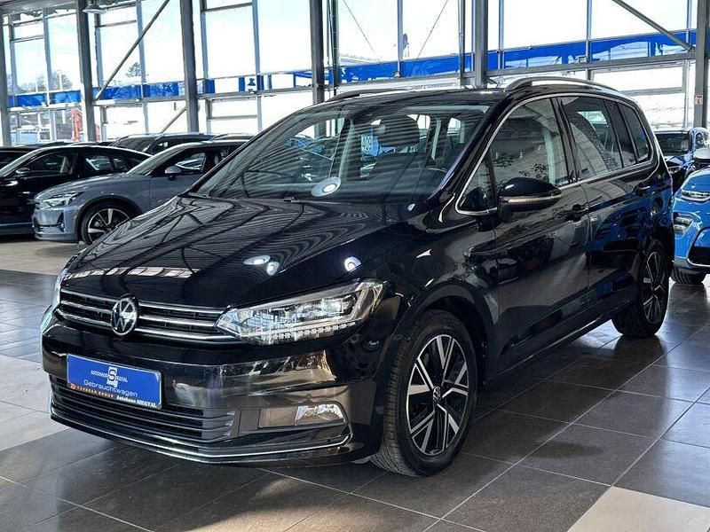 Gebraucht VW Touran Highline 150 PS (110 kW) 2021 Schwarz Van / Kleinbus