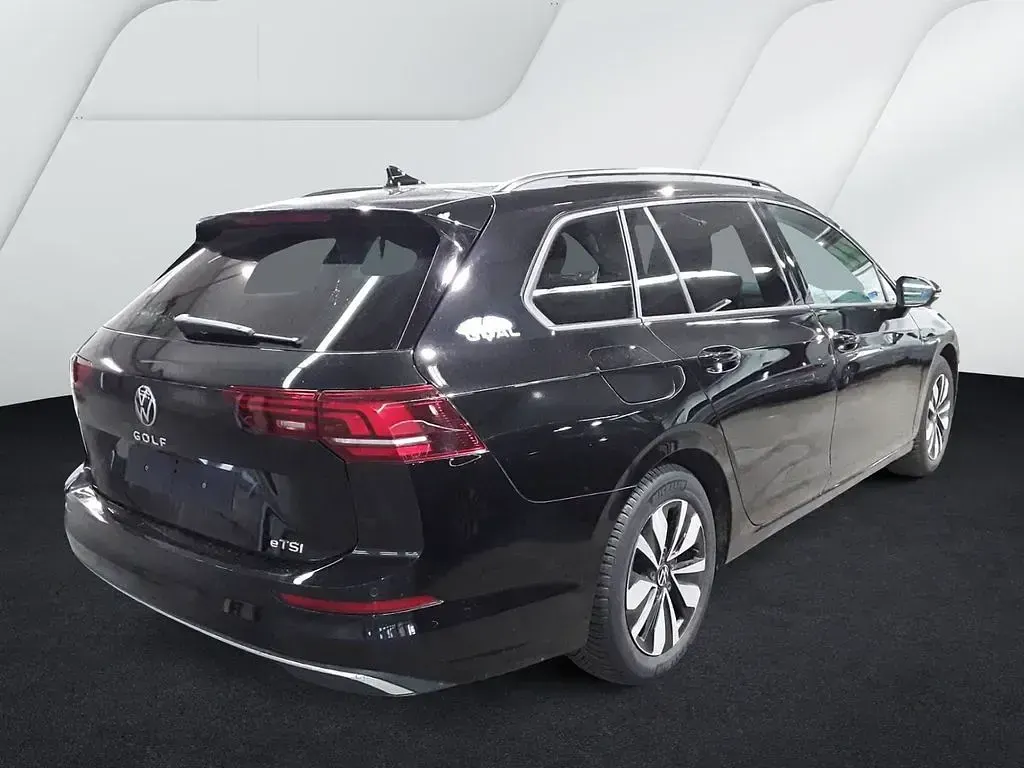 Gebraucht VW Golf VIII Goal 150 PS (110 kW) 2025 Schwarz Kombi