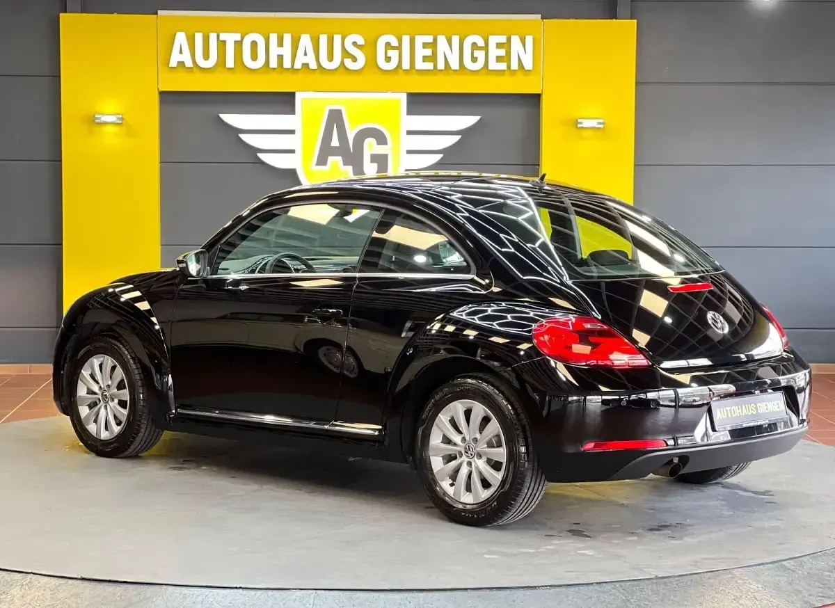 Gebraucht VW Beetle Design 105 PS (77 kW) 2014 Schwarz Kleinwagen