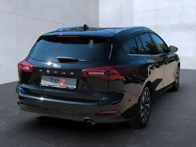 Usado Ford Focus Titanium 125 CV (91 kW) 2024 Negro Familiar
