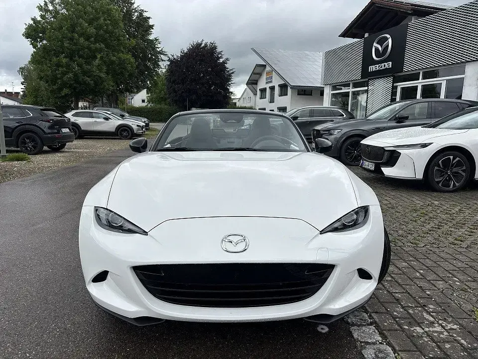 Neu Mazda MX5 Prime-Line 132 PS (97 kW) 2026 Arctic white Cabrio