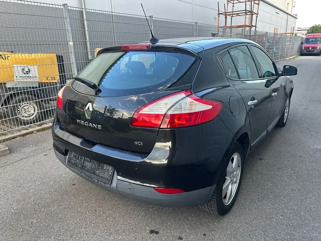 Gebraucht Renault Mégane III Dynamique 131 PS (96 kW) 2009 Schwarz Limousine