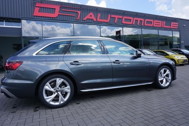 Daytonagrau perleffekt Gebraucht 2023 Audi A4 S-Line Kombi | 39.990 € (Etwas zu teuer) - Bild 1/4