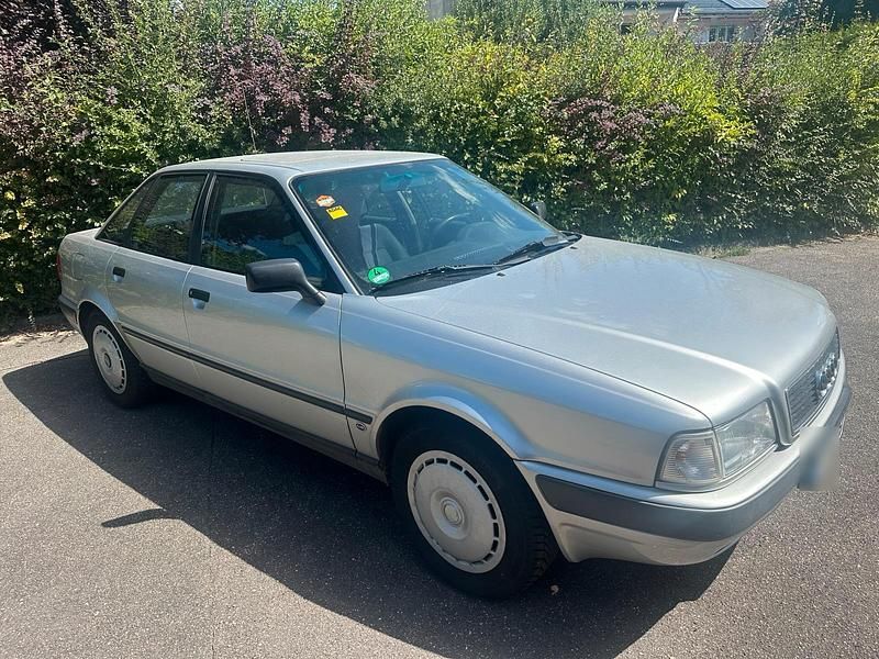 Second-hand Audi 80 90 CP (66 kW) 1993 Gri Berlinǎ
