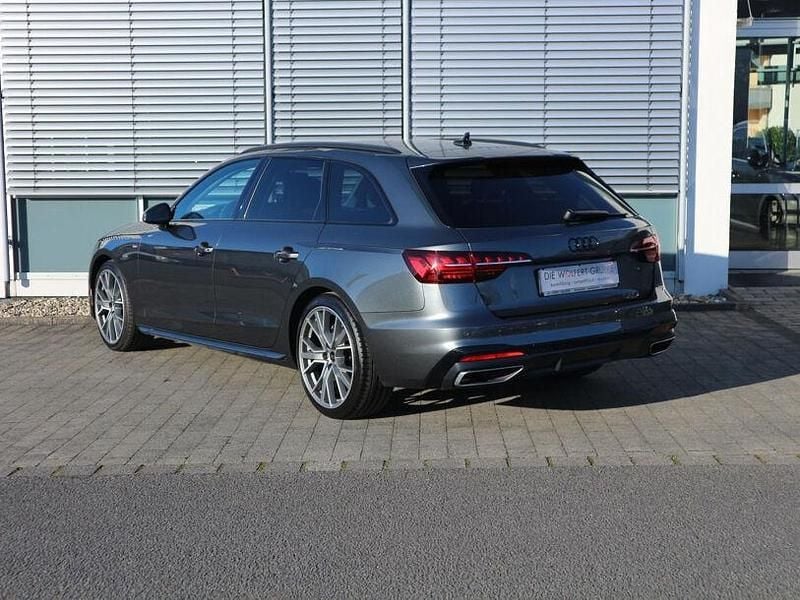 Gebraucht Audi A4 S-Line 150 PS (110 kW) 2023 Daytonagrau perleffekt Limousine