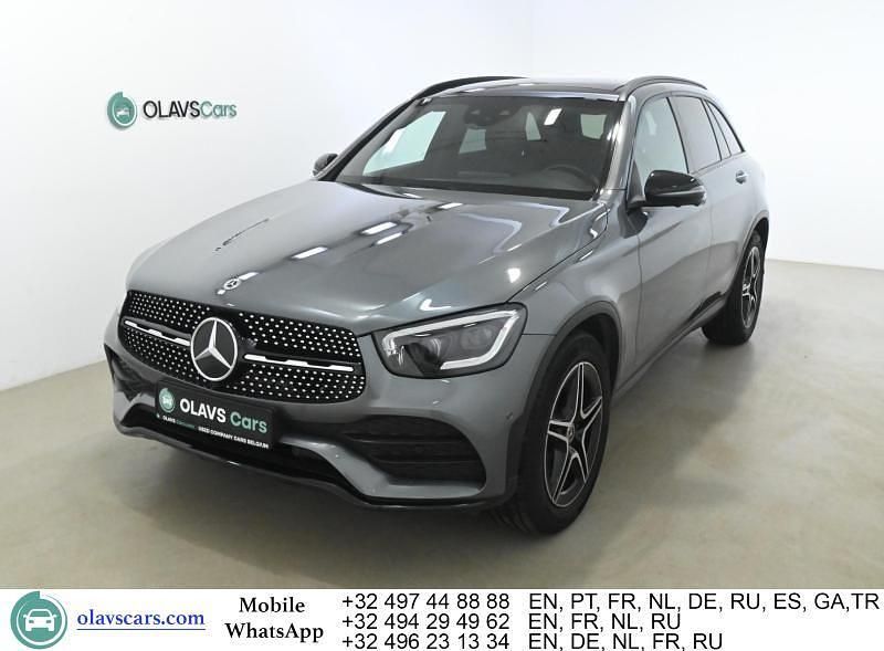 Grau Gebraucht 2021 Mercedes GLC200 AMG SUV | 33.759 € (Fairer Preis) - Bild 1/4