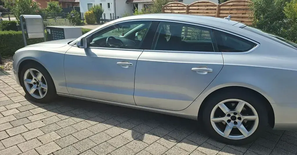 Gebraucht Audi A5 Sport 170 PS (125 kW) 2011 Grau Coupé