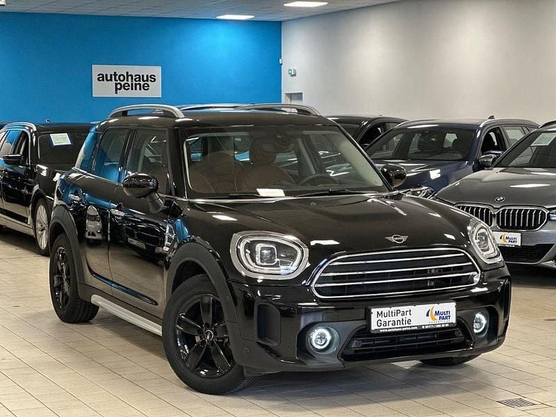 Schwarz Gebraucht 2022 Mini One Countryman SUV | 21.999 € (Fairer Preis) - Bild 1/4