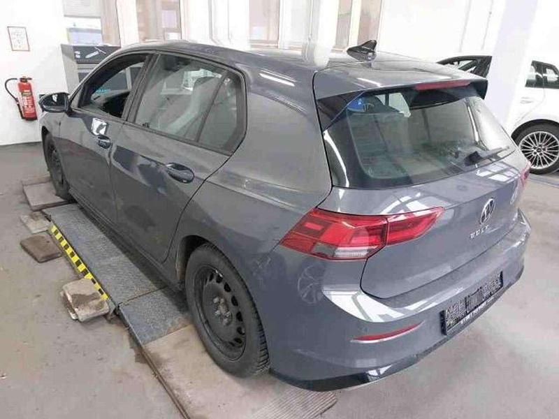 Gebraucht VW Golf VIII R-line 131 PS (96 kW) 2022 Grau Limousine