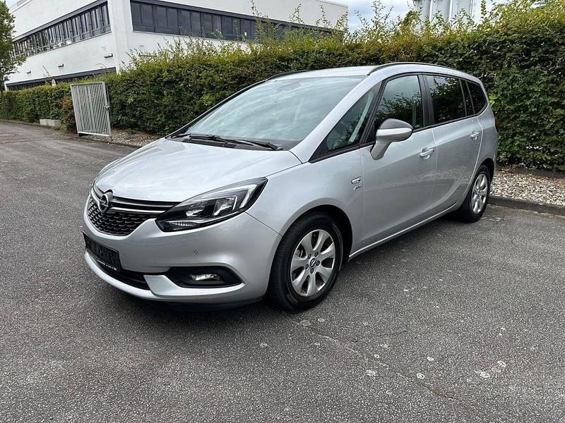 Silber Gebraucht 2017 Opel Zafira Tourer Active Van / Kleinbus | 6.900 € (Fairer Preis) - Bild 1/4