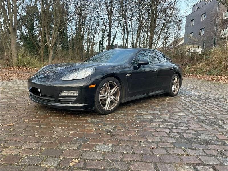 Gebraucht Porsche Panamera 299 PS (219 kW) 2011 Schwarz Limousine
