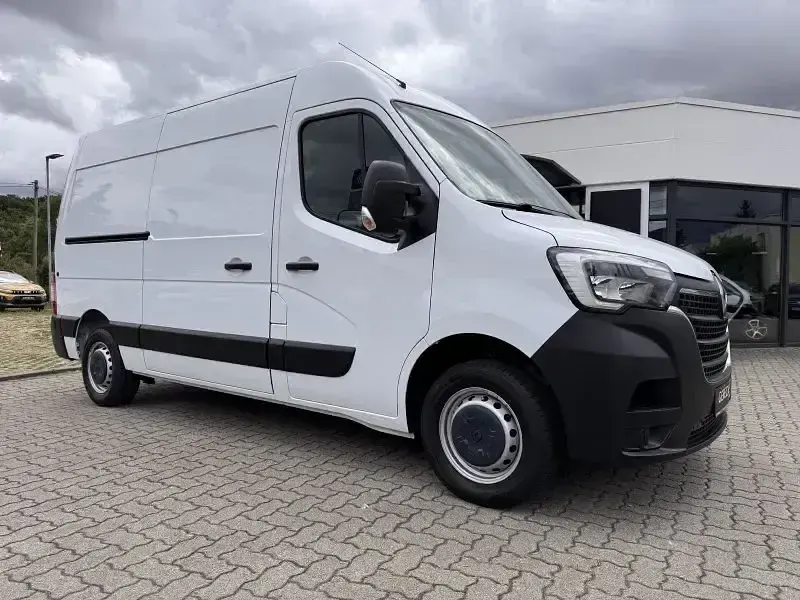 Gebraucht Renault Master 135 PS (99 kW) 2021 Weiß Van / Kleinbus