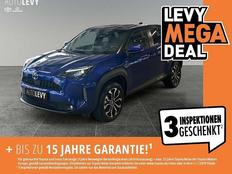 Dark blue m m Gebraucht 2023 Toyota Yaris Cross Team SUV | 23.970 € (Guter Preis) - Bild 1/4