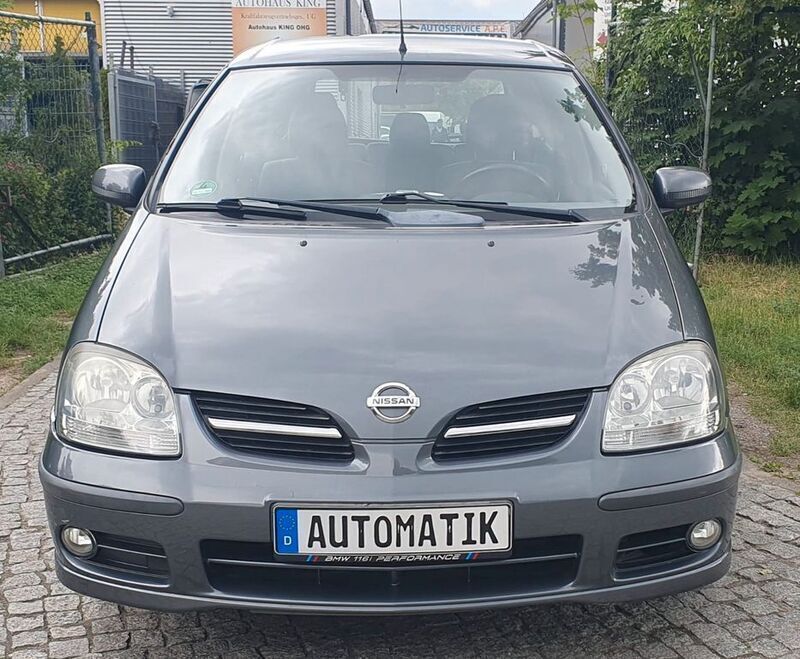 Grau Gebraucht 2005 Nissan Almera Tino Acenta+ Van / Kleinbus | 3.990 € (Fairer Preis) - Bild 1/4