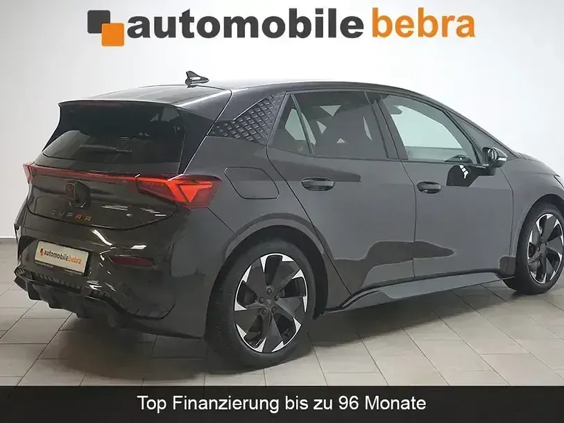 Usata Cupra Born e-Boost 169 kW (231 CV) 2023 Grigio Utilitaria