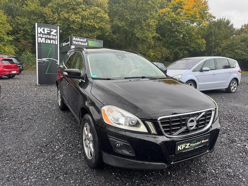 Schwarz Gebraucht 2009 Volvo XC60 Summum SUV | 8.290 € (Guter Preis) - Bild 1/4