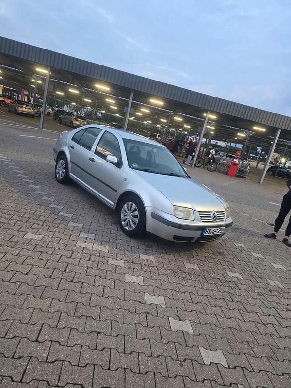 Silber Gebraucht 2001 VW Bora Limousine | 699 € (Guter Preis) - Bild 1/4