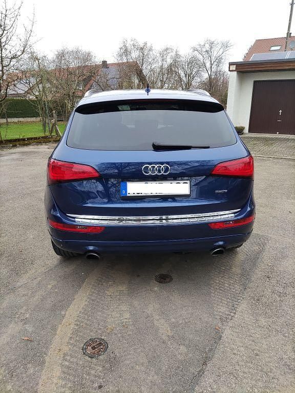 Gebraucht Audi Q5 224 PS (164 kW) 2015 Blau SUV