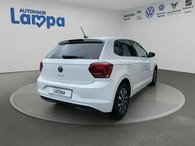 Używany VW Polo Active 95 KM (69 kW) 2021 Biały Hatchback