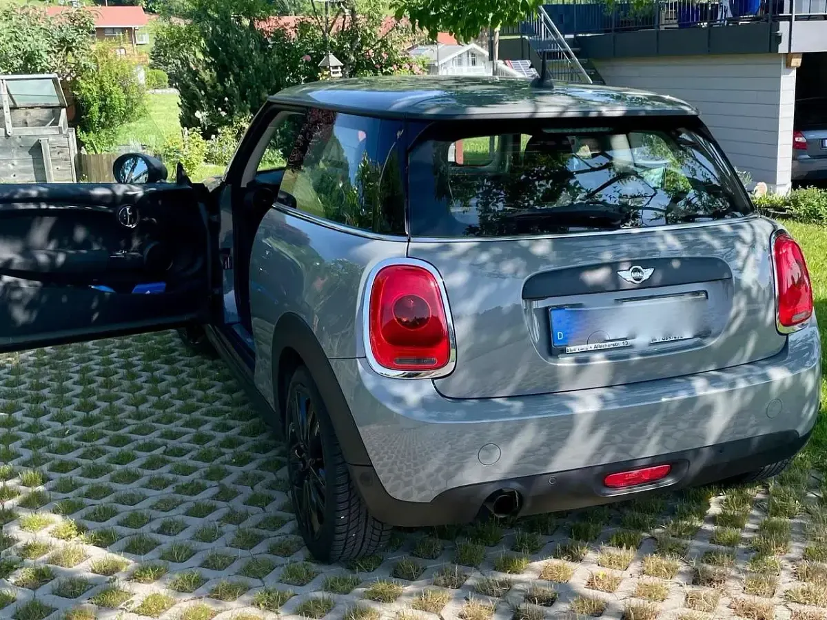 Gebraucht Mini ONE 102 PS (75 kW) 2017 Grau Kleinwagen