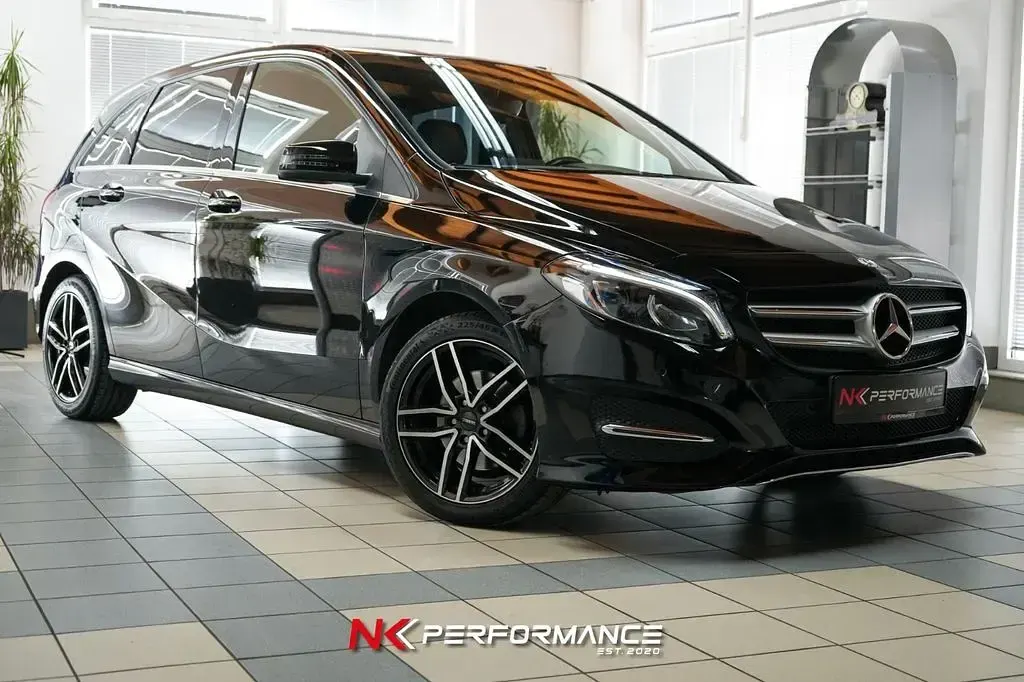 Gebraucht Mercedes B220 Edition 184 PS (135 kW) 2018 Schwarz Kleinwagen