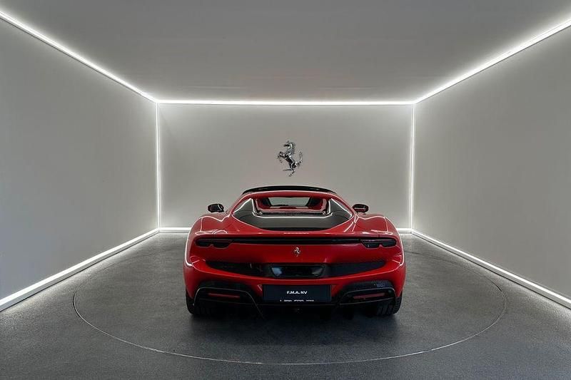 Neu Ferrari 296 829 PS (609 kW) 2025 Rot Cabrio