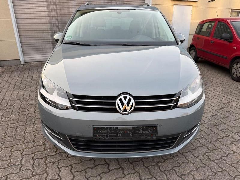 Gebraucht VW Sharan Highline 140 PS (102 kW) 2010 Grau Van / Kleinbus